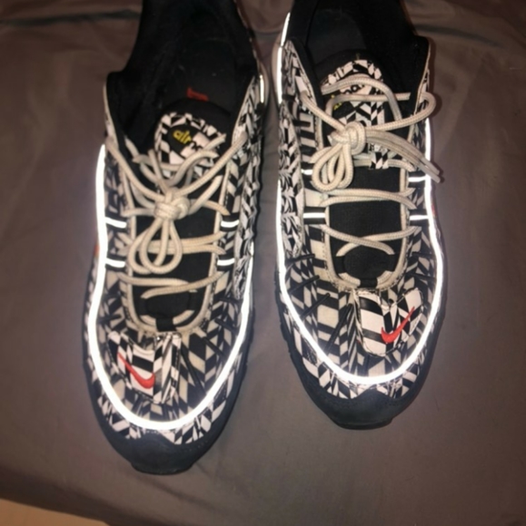 Air Max 98 - Picture 1 of 2